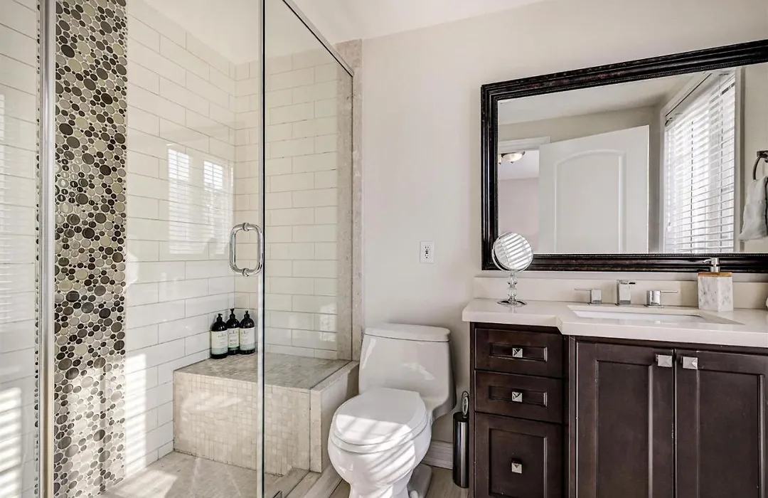 Private Ensuite In Shared Luxurious East End House-1