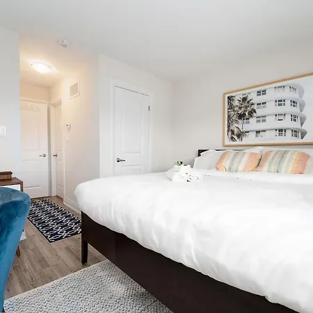 Private Ensuite In Modern Luxurious Coliving Townhome-3