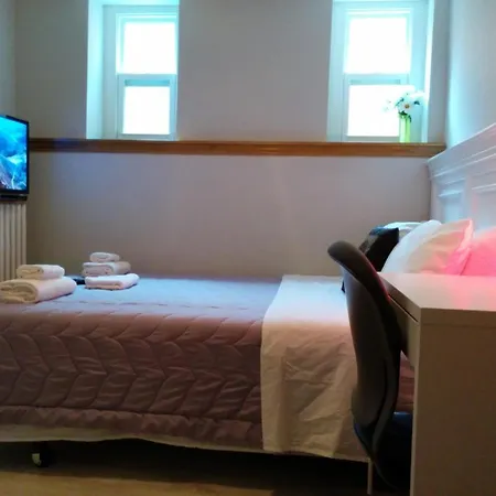 The Parkway Garden Guesthouse-3