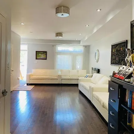 Signature I Suite Space Share Rooms Toronto Canada-3