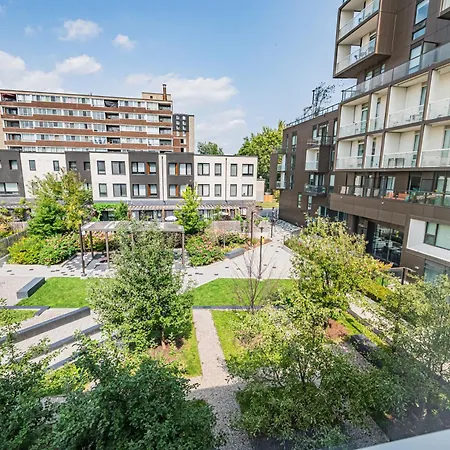 Luxury Properties Close To Rogers Center In Toronto Downtown Core-3